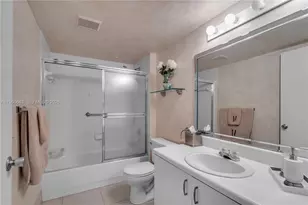 901 SW 141st Ave, Pembroke Pines, FL 33027 - Photo 21