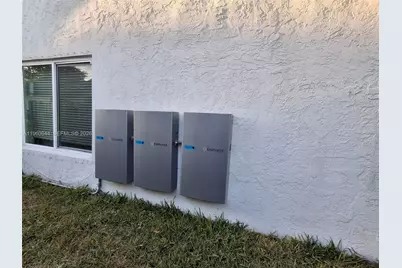 3160 NW 101st Ave, Sunrise, FL 33351 - Photo 29