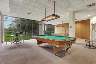 20100 W Country Club Dr, Aventura, FL 33180 - Photo 23