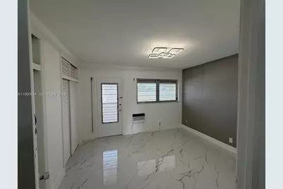 725 SW 11th Ave #17F, Hallandale Beach, FL 33009 - Photo 11