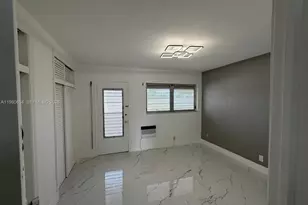 725 SW 11th Ave, Hallandale Beach, FL 33009 - Photo 11