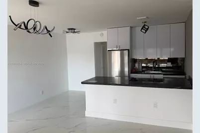 725 SW 11th Ave #17F, Hallandale Beach, FL 33009 - Photo 5