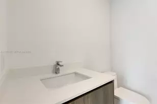 17550 Collins Ave, Sunny Isles Beach, FL 33160 - Photo 9