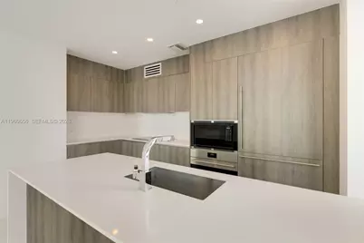17550 Collins Ave #505, Sunny Isles Beach, FL 33160 - Photo 9