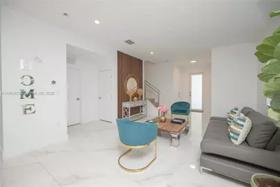 10366 NW 68th Ter, Doral, FL 33178 - Photo 15