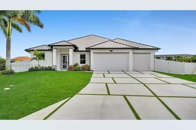 1726 SW 36th Ter, Cape Coral, FL 33914 - Photo 1