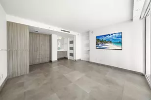 400 South Pointe Dr, Miami Beach, FL 33139 - Photo 15