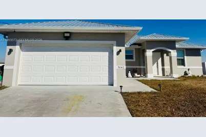 9042 E Broad Circle, Labelle, FL 33935 - Photo 1