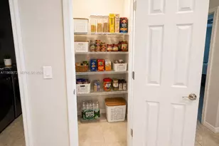 9042 E Broad Cir, Labelle, FL 33935 - Photo 5