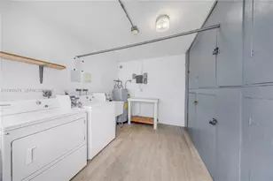 3711 Van Buren St, Hollywood, FL 33021 - Photo 15