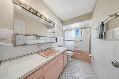 3711 Van Buren St #1, Hollywood, FL 33021 - Photo 9