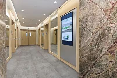 90 SW 3rd St #2408, Miami, FL 33130 - Photo 3