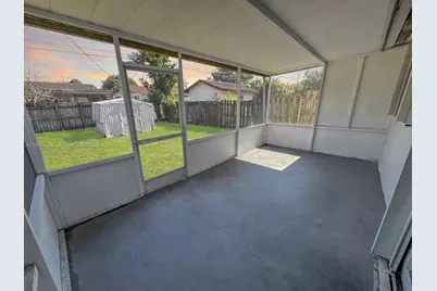 3041 N 74th Ave, Hollywood, FL 33024 - Photo 23