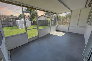 3041 N 74th Ave, Hollywood, FL 33024 - Photo 23