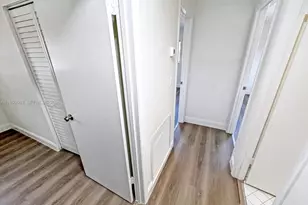 3041 N 74th Ave, Hollywood, FL 33024 - Photo 13