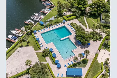 600 Three Islands Blvd #411, Hallandale Beach, FL 33009 - Photo 3