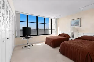 600 Three Islands Boulevard, Hallandale Beach, FL 33009 - Photo 29