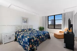 600 Three Islands Boulevard, Hallandale Beach, FL 33009 - Photo 23