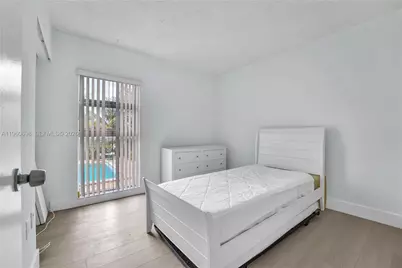 8775 Park Blvd #112, Miami, FL 33172 - Photo 23