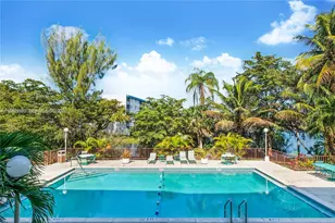 8775 Park Blvd, Miami, FL 33172 - Photo 1
