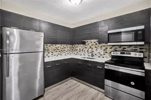 2731 NW 1st St, Pompano Beach, FL 33069 - Photo 11