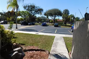 14211 Kendale Lakes Cir, Miami, FL 33183 - Photo 3