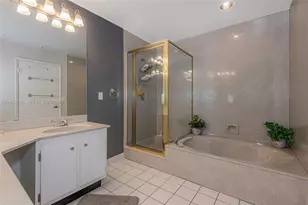 240 Captains Walk, Delray Beach, FL 33483 - Photo 25