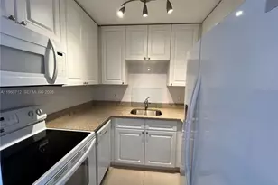 5050 NW 7th St, Miami, FL 33126 - Photo 5