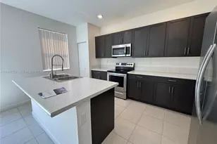 1110 SE 27th Terrace, Homestead, FL 33035 - Photo 11