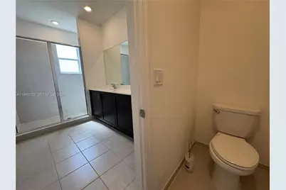 1110 SE 27th Ter #1110, Homestead, FL 33035 - Photo 31