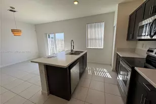 1110 SE 27th Terrace, Homestead, FL 33035 - Photo 13