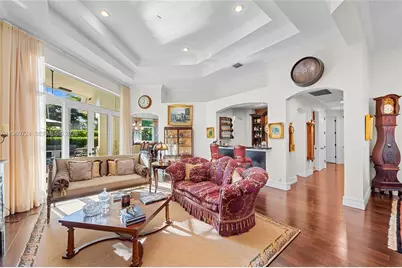 2567 Montclaire Cir, Weston, FL 33327 - Photo 5