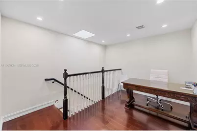 2567 Montclaire Cir, Weston, FL 33327 - Photo 31