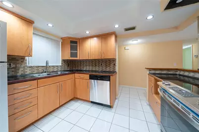 3100 Riverside Dr #210, Coral Springs, FL 33065 - Photo 9