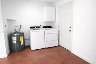 2573 SW Cain St, Port Saint Lucie, FL 34953 - Photo 7