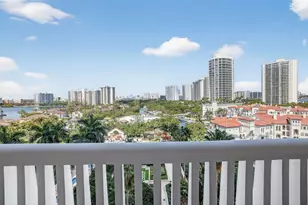 2000 Island Bl, Aventura, FL 33160 - Photo 17