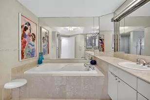 2000 Island Bl, Aventura, FL 33160 - Photo 49