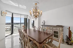 2000 Island Bl, Aventura, FL 33160 - Photo 25