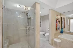 2000 Island Bl, Aventura, FL 33160 - Photo 53