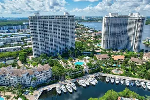 2000 Island Bl, Aventura, FL 33160 - Photo 77