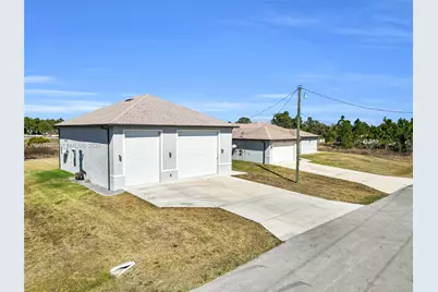 1113 Elegans St E, Lehigh Acres, FL 33974 - Photo 5