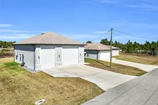 1113 Elegans St E, Lehigh Acres, FL 33974 - Photo 5