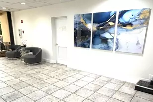 900 NE 195th St, Miami, FL 33179 - Photo 7