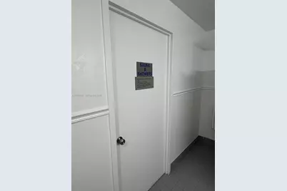 900 NE 195th St #702, Miami, FL 33179 - Photo 25