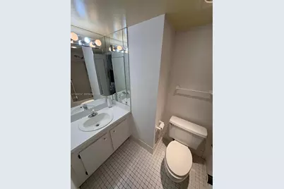 900 NE 195th St #702, Miami, FL 33179 - Photo 21