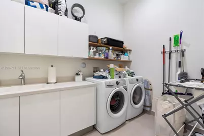 3502 Ashwood Cir N, Hollywood, FL 33312 - Photo 41