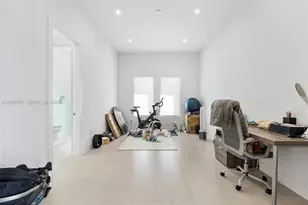 3502 Ashwood Cir N, Hollywood, FL 33312 - Photo 13