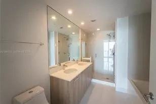 501 NE 31st St, Miami, FL 33137 - Photo 13