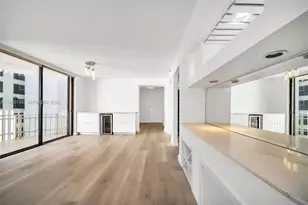 6061 Collins Ave, Miami Beach, FL 33140 - Photo 13