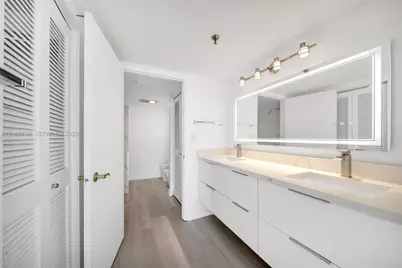 6061 Collins Ave #7A, Miami Beach, FL 33140 - Photo 27